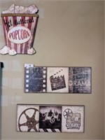 MOVIE TIME WALL DECOR