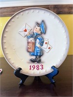 Vintage Hummel 13th Annual 1983 Plate “Little