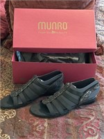 New Munro Shoes/ Sandals