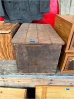 Wood Box w/Lid
