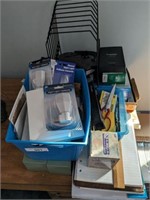 GROUP OF ASSORTED OFFICE SUPPLIES