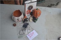 VINTAGE & NEW HALLOWEEN ITEMS