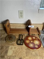 Assorted Kitchen Items