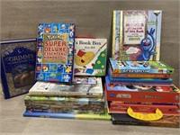 Kids Book Lot In Fun Tote - Time For Summer