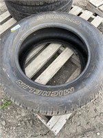 Tire MICHELIN P265/60R18