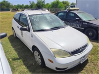 2005 White Ford Focus ZX3 S