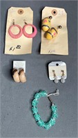 Vintage Lot of Jewelry Earrings