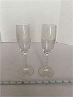 Matching pair of champagne glasses w bird designs