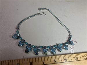 Weiss necklace