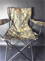 Camouflage folding chair