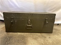 1949 Doehler Military Footlocker / Metal Trunk