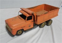 Tru Scale IH Dump Truck