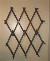 2 expandable hat racks with porcelain tips