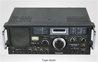 Vintage Panasonic RF-4800 Radio Receiver