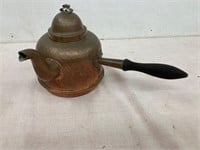 Copper kettle w handle