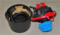 Jobmate 2.2 Gal shop vac