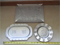 3 aluminum serving trays