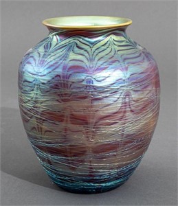 Orient & Flume Iridescent Art Glass Vase, 1978