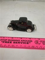 Motor Max 2/24 Scale Ford Coupe 1932