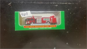 1999 HESS MINI FIRE TRUCK IN OG BOX