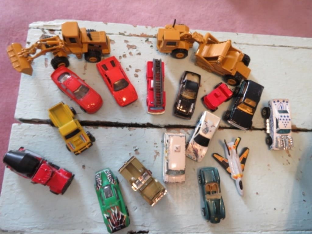 ASSORTMENT OF CONSTRUCTION CARS, TRUCKS,