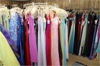 500+ Dresses being sold in 1 lot.