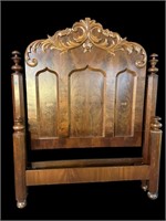 19TH CENT. FLAMED MAHOGANY CARVED LINCOLN BED