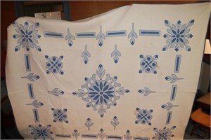 Handmade applique quilt 91" X 80.5" (some