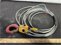 Light duty cable with a hook
