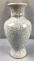 Crack glaze vase Chinese Celadon