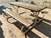 Metal & Wood Picnic Table