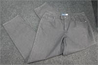 NWOT Liz Claiborne Gray Jeans Size 16