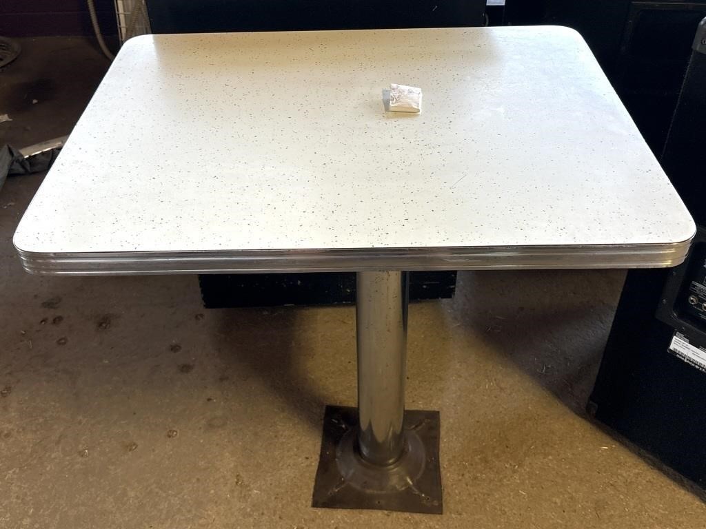 Vintage Formica Top Table 29.5” x 23.5” x 30”