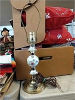 Cute Vanity/Bedside Lamp


Has porcelain Ball