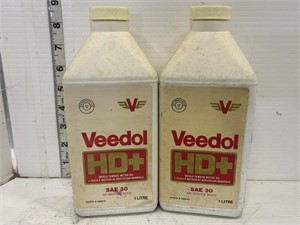 2 jugs of Veedol HD+ motor oil