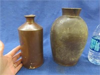 2 old stoneware jars (damaged)