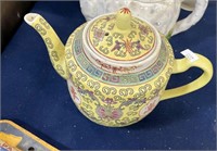 ASIAN POTTERY TEAPOT