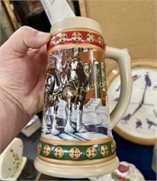 BUDWEISER HOMETOWN HOLIDAY POTTERY MUG