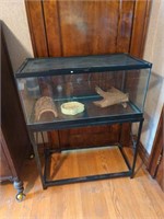 Reptile tank on stand