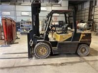 Daewoo G35S propane forklift, forks are 5’, it