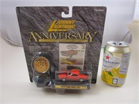 1 VOITURE JOHNNY LIGHTNING ANNIVERSARY 1970