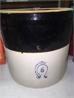6 gal Stoneware Crock (blue yoke insignia)