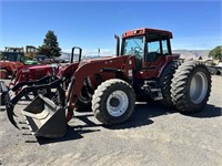Case IH 7230 4wd Tractor w/Loader & Grapple Bucket