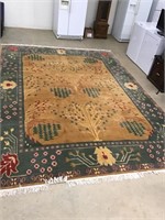 Beautiful Tufenkian area rug. 164 x 118