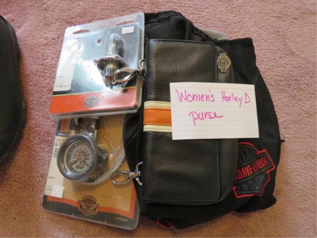 HARLEY DAVIDSON PURSE, LIGHT BULB AND PRESSURE