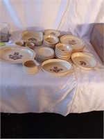 Set of Pfaltzgraff dishes