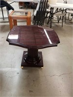 Red mahogany end table