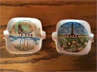 Vintage Texas Ashtrays. Set of 2