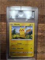 2021 Pokemon #49 Pikachu card