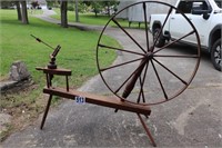 Vintage Spinning Wheel(R1)